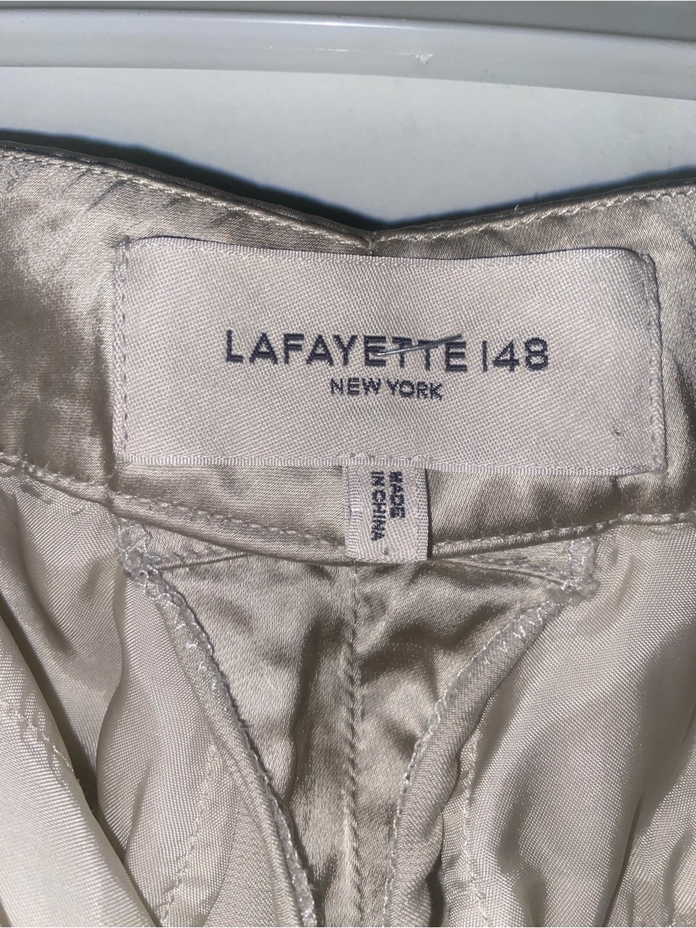 Lafayette 148 New York Champagne Satin Wide Leg Cropped Pants Size 2M - Picture 4 of 7